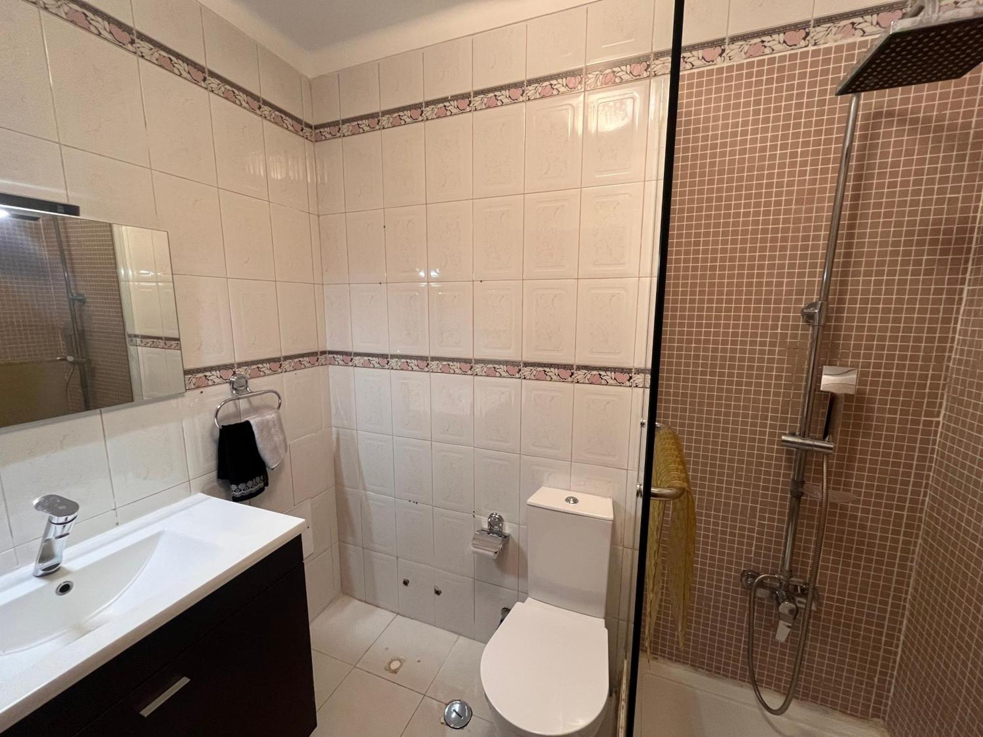 Апартаменти Quarto Boa Localizacao Com Cozinha E Casa De Banho Капаріка Екстер'єр фото