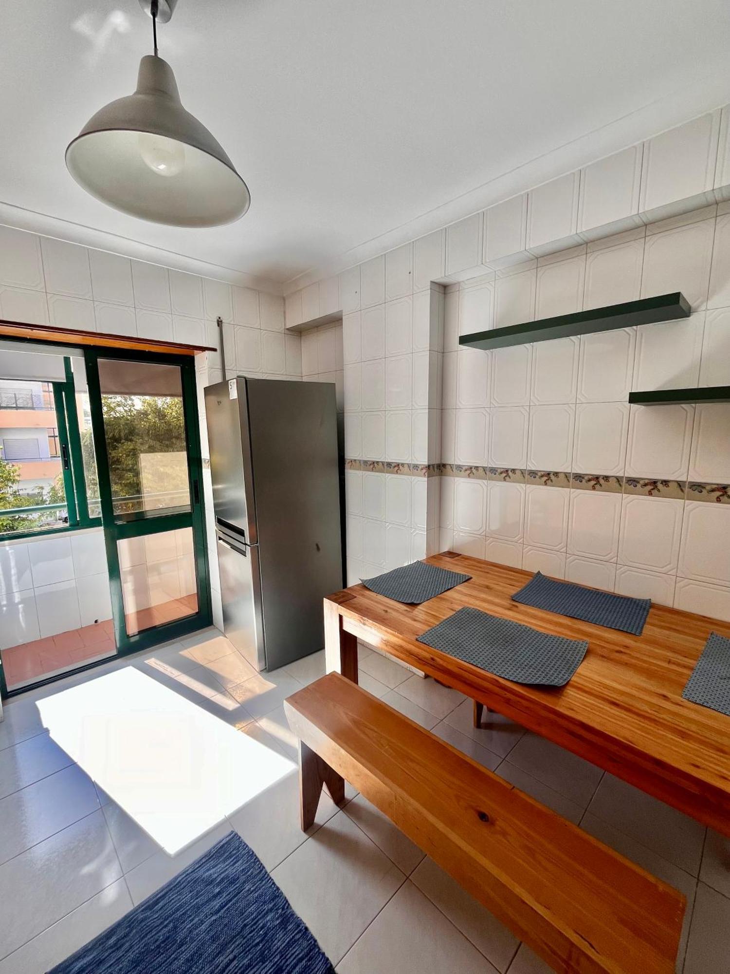 Апартаменти Quarto Boa Localizacao Com Cozinha E Casa De Banho Капаріка Екстер'єр фото
